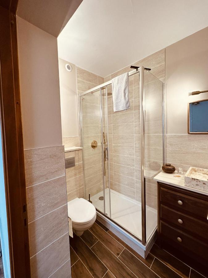 Studio 2 Du Spa Celinie Warcq ภายนอก รูปภาพ